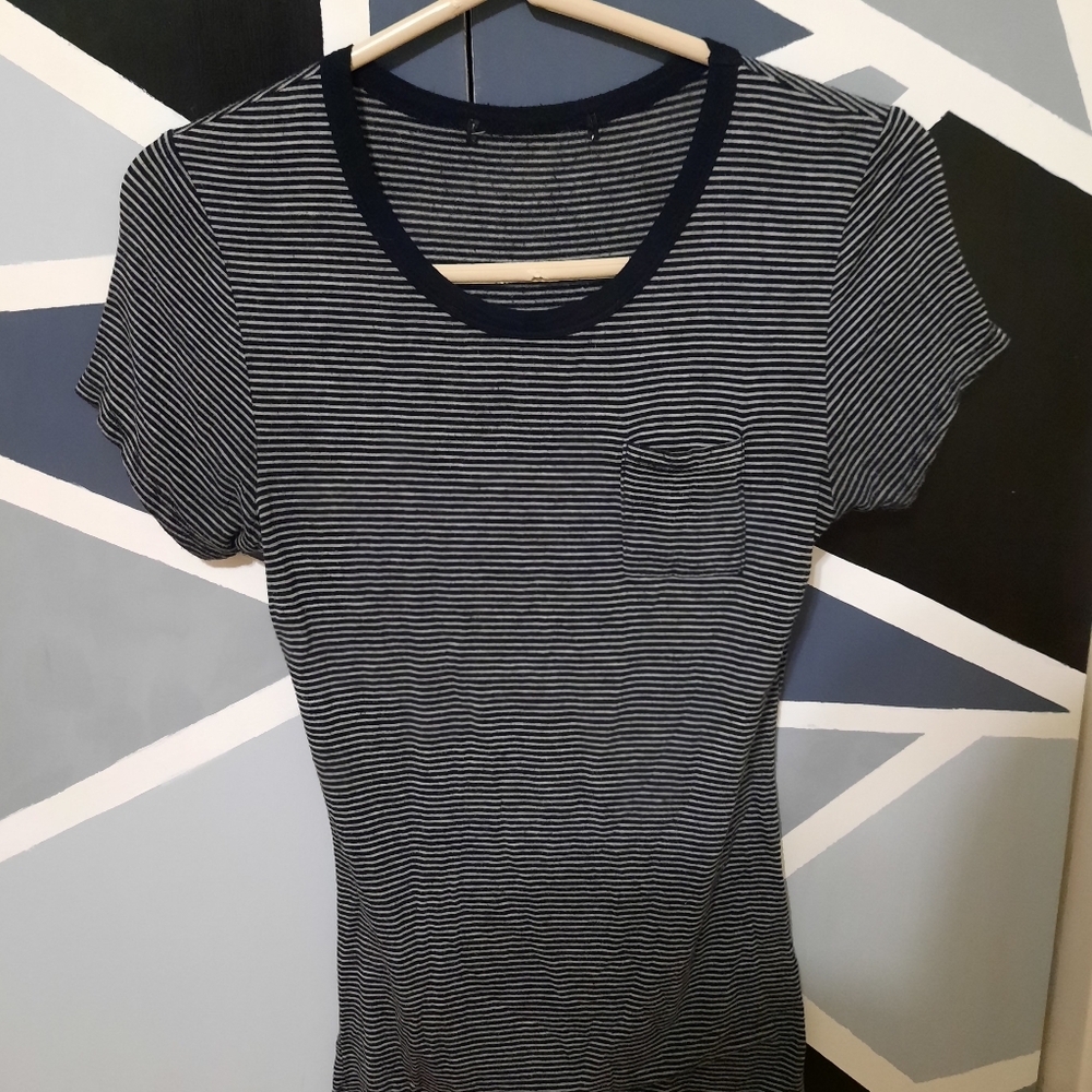 Tight tee super cute